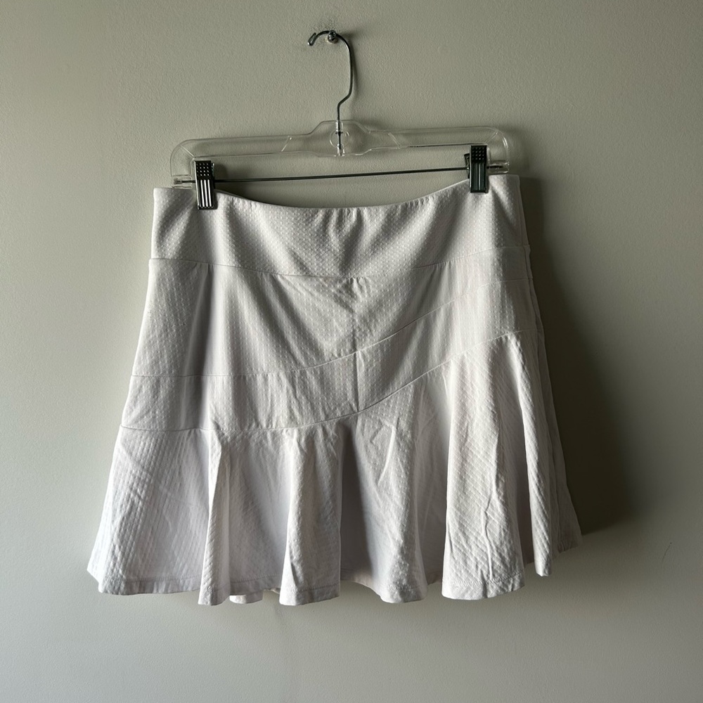 IBKUL white athletic skort